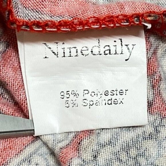 Ninedaily 3/4 Sleeve Blouse Women's Large Red Tan Paisley 1/2 Zip Casual Tunic - Picture 4 of 6